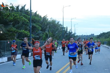 RUN TO LIVE 2025 - Ảnh #3272310
