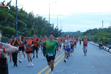 RUN TO LIVE 2025 - Ảnh #3273124