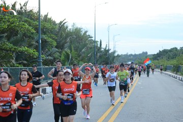 RUN TO LIVE 2025 - Ảnh #3276629
