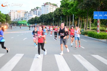 RUN TO LIVE 2025 - Ảnh #3272685