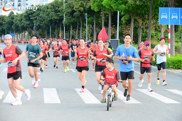 RUN TO LIVE 2025 - Ảnh #3273117