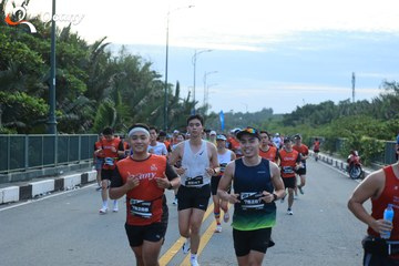 RUN TO LIVE 2025 - Ảnh #3276931