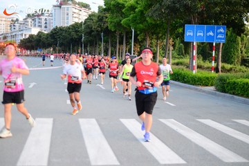 RUN TO LIVE 2025 - Ảnh #3272619