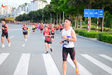 RUN TO LIVE 2025 - Ảnh #3272898