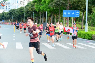 RUN TO LIVE 2025 - Ảnh #3273051