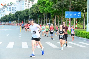 RUN TO LIVE 2025 - Ảnh #3273050