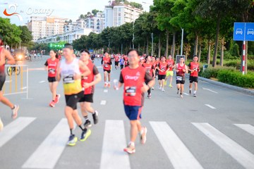 RUN TO LIVE 2025 - Ảnh #3272660