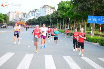 RUN TO LIVE 2025 - Ảnh #3272967