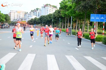 RUN TO LIVE 2025 - Ảnh #3272965