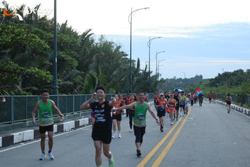 RUN TO LIVE 2025 - Ảnh #3276546