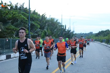 RUN TO LIVE 2025 - Ảnh #3274577