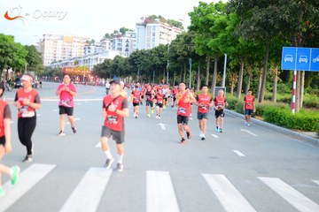 RUN TO LIVE 2025 - Ảnh #3272979