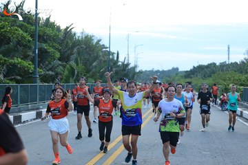 RUN TO LIVE 2025 - Ảnh #3275445