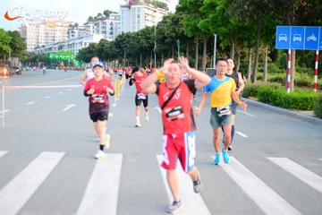 RUN TO LIVE 2025 - Ảnh #3272830