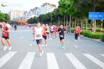 RUN TO LIVE 2025 - Ảnh #3272960