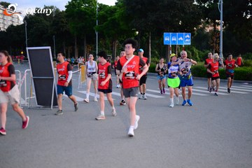 RUN TO LIVE 2025 - Ảnh #3272511
