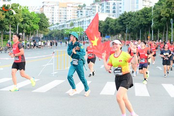 RUN TO LIVE 2025 - Ảnh #3273153