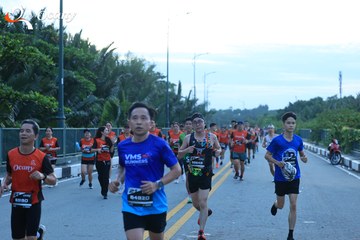 RUN TO LIVE 2025 - Ảnh #3272317