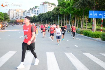 RUN TO LIVE 2025 - Ảnh #3272956