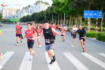 RUN TO LIVE 2025 - Ảnh #3272879