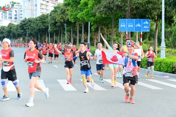 RUN TO LIVE 2025 - Ảnh #3273061