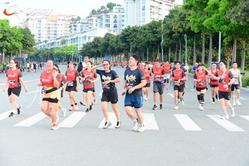 RUN TO LIVE 2025 - Ảnh #3273174