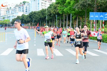 RUN TO LIVE 2025 - Ảnh #3273052