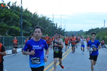 RUN TO LIVE 2025 - Ảnh #3272318