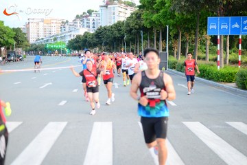 RUN TO LIVE 2025 - Ảnh #3272989