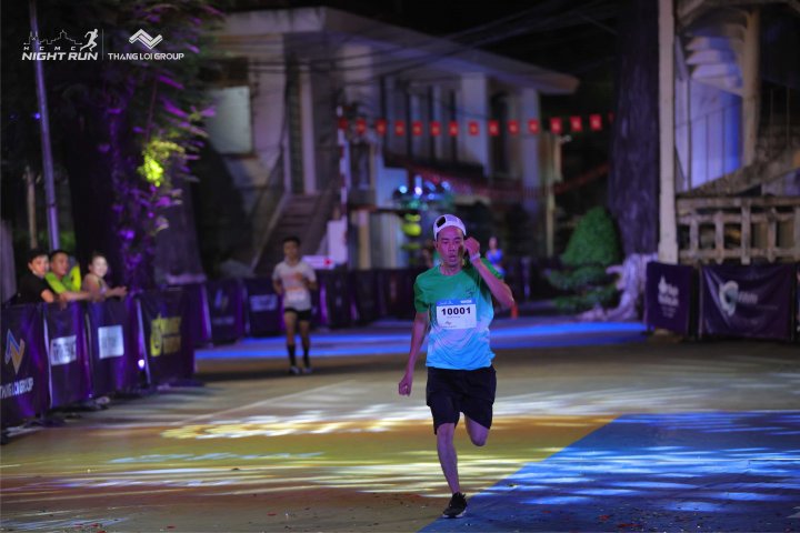 HCMCity Night Run - Ảnh #2697