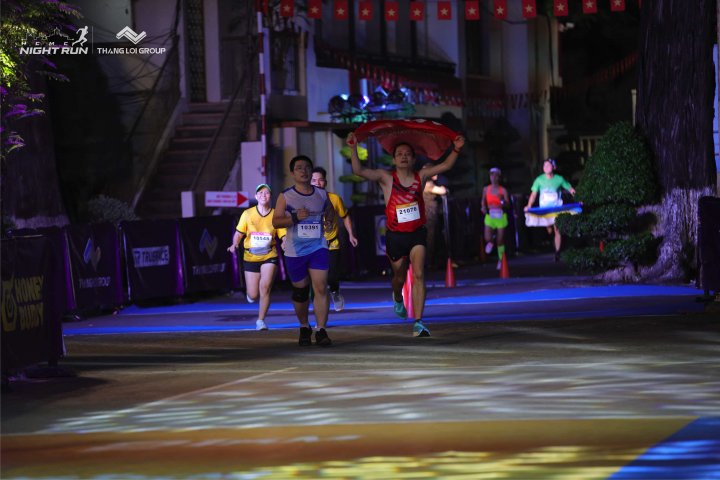 HCMCity Night Run - Ảnh #6505
