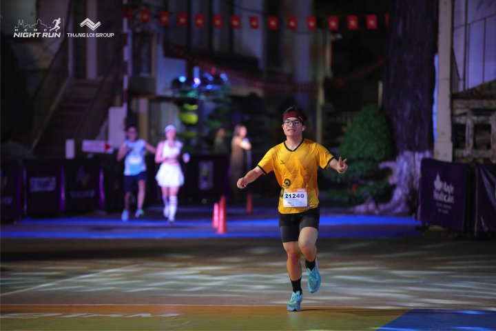 HCMCity Night Run - Ảnh #7674