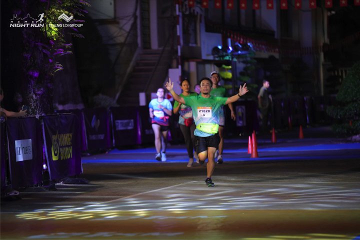 HCMCity Night Run - Ảnh #2052