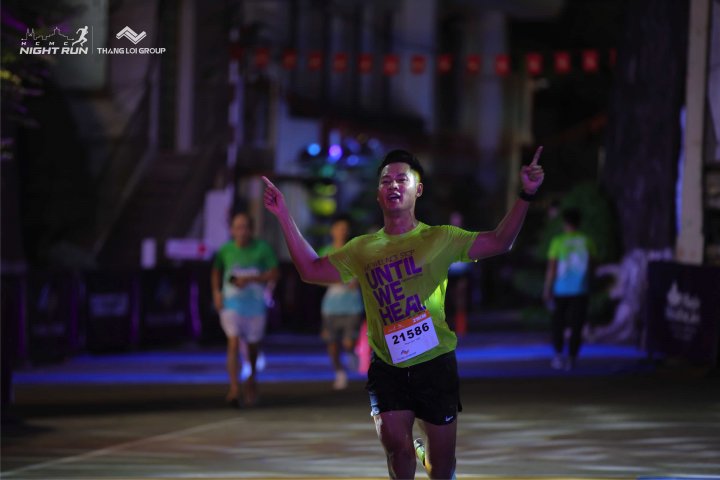 HCMCity Night Run - Ảnh #5417