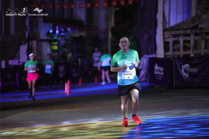 HCMCity Night Run - Ảnh #6049