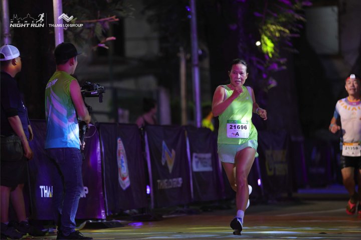 HCMCity Night Run - Ảnh #2025