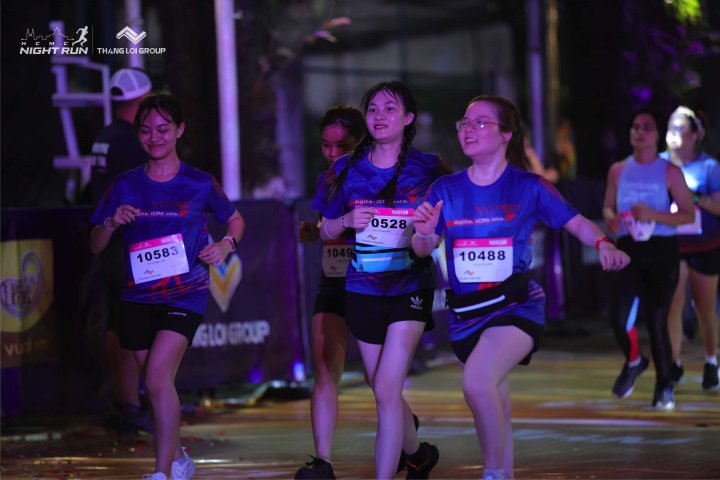 HCMCity Night Run - Ảnh #4271