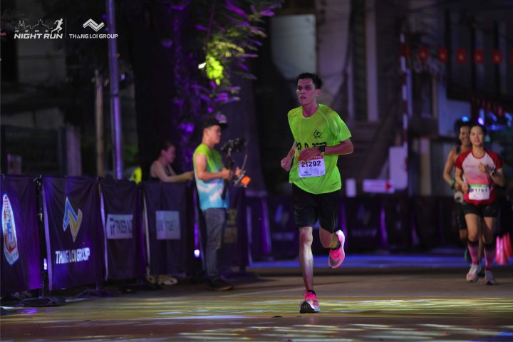 HCMCity Night Run - Ảnh #2062