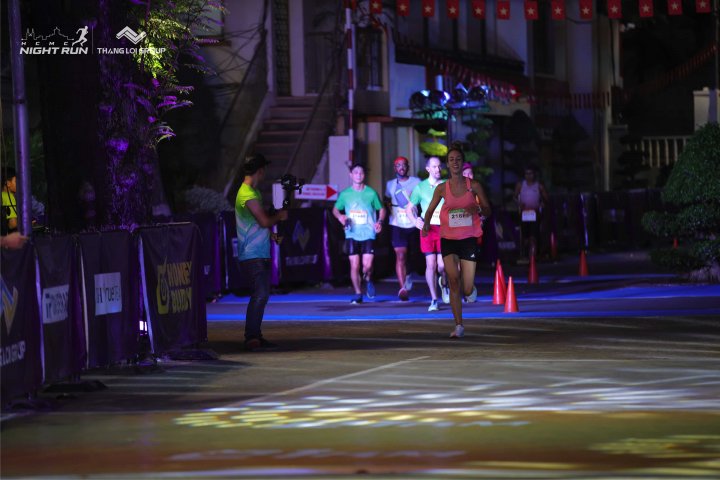 HCMCity Night Run - Ảnh #3909