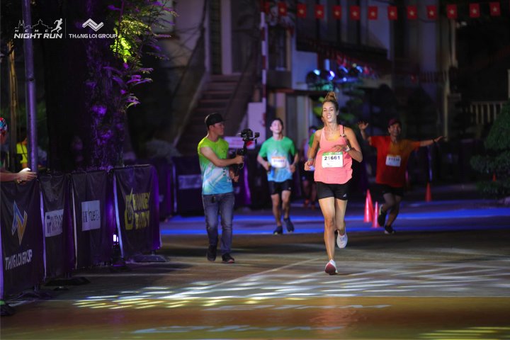 HCMCity Night Run - Ảnh #3977