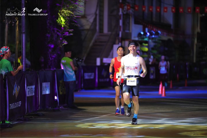 HCMCity Night Run - Ảnh #8014