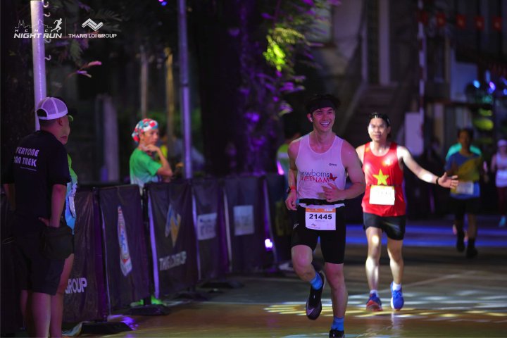 HCMCity Night Run - Ảnh #8077
