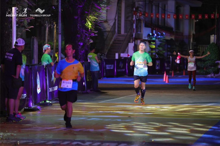 HCMCity Night Run - Ảnh #8397