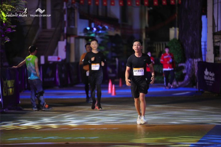 HCMCity Night Run - Ảnh #11393