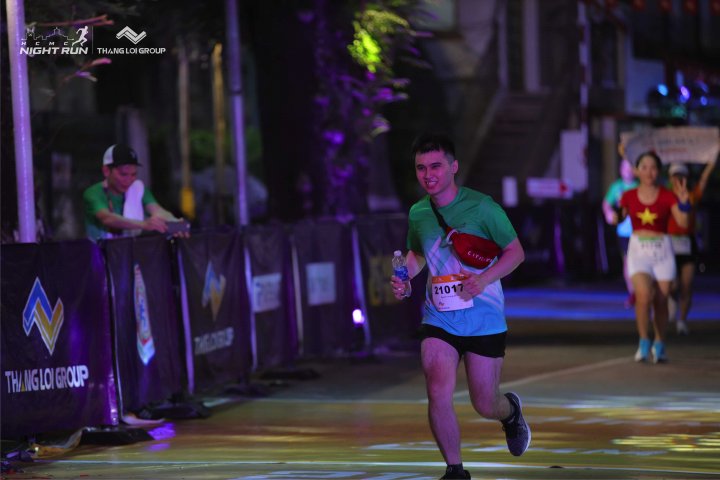 HCMCity Night Run - Ảnh #8327