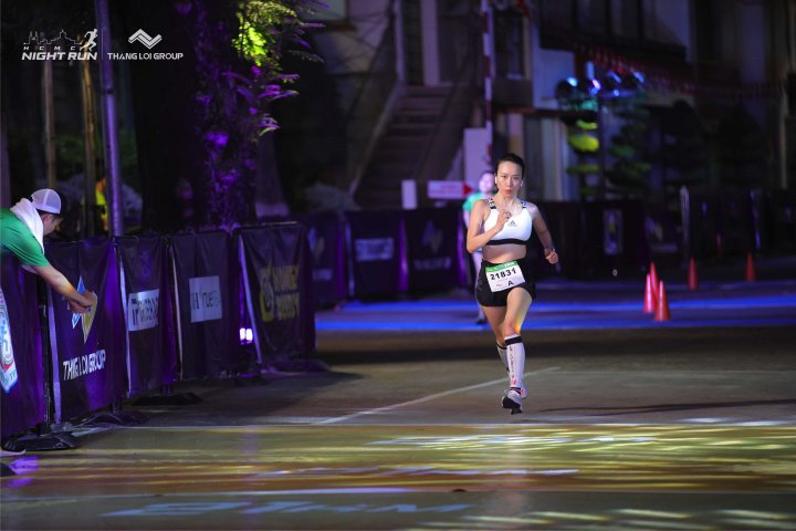 HCMCity Night Run - Ảnh #5636