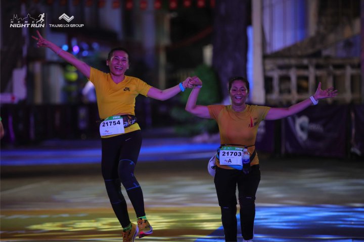 HCMCity Night Run - Ảnh #8236