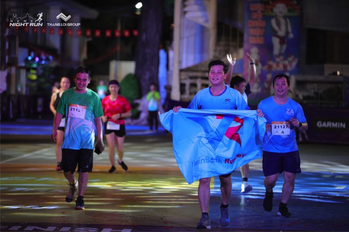 HCMCity Night Run - Ảnh #5906