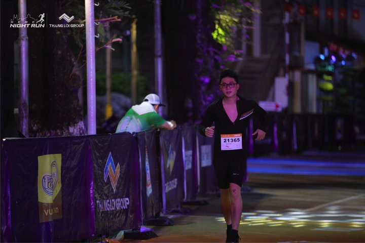 HCMCity Night Run - Ảnh #7305