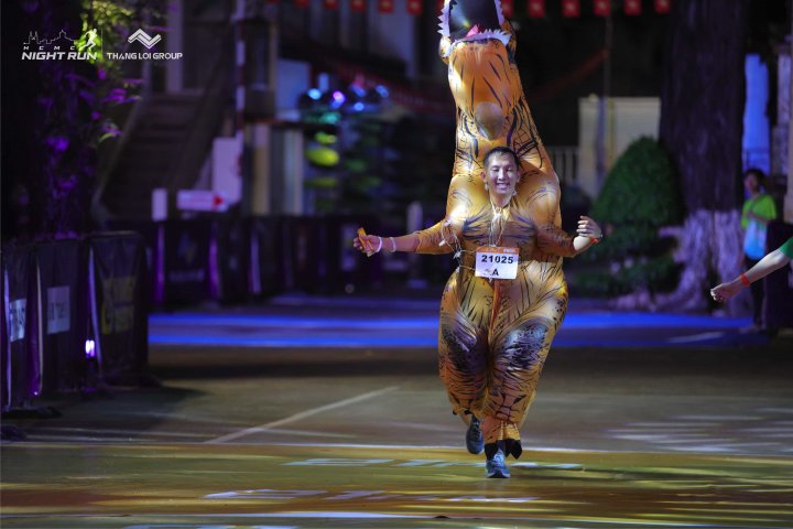 HCMCity Night Run - Ảnh #7550